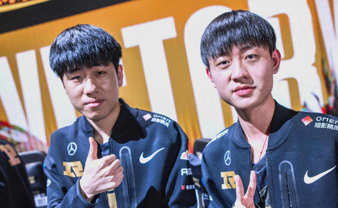 开云体育APP下载-RNG鏖战DFM，Caps拿下关键大龙焦点之战小组赛，引爆全场热议的简单介绍