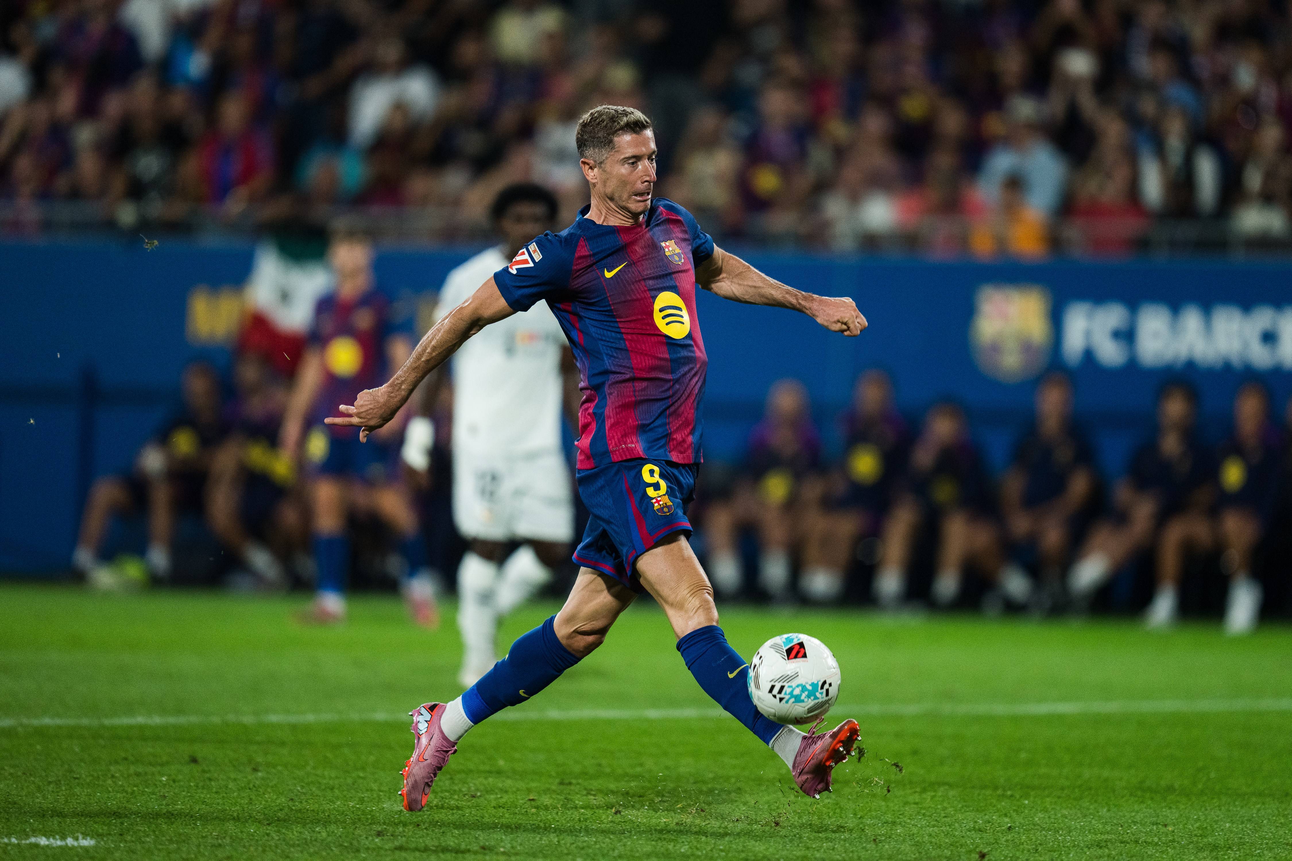 巴伦西亚中场托雷斯因伤将休战两个月的简单介绍