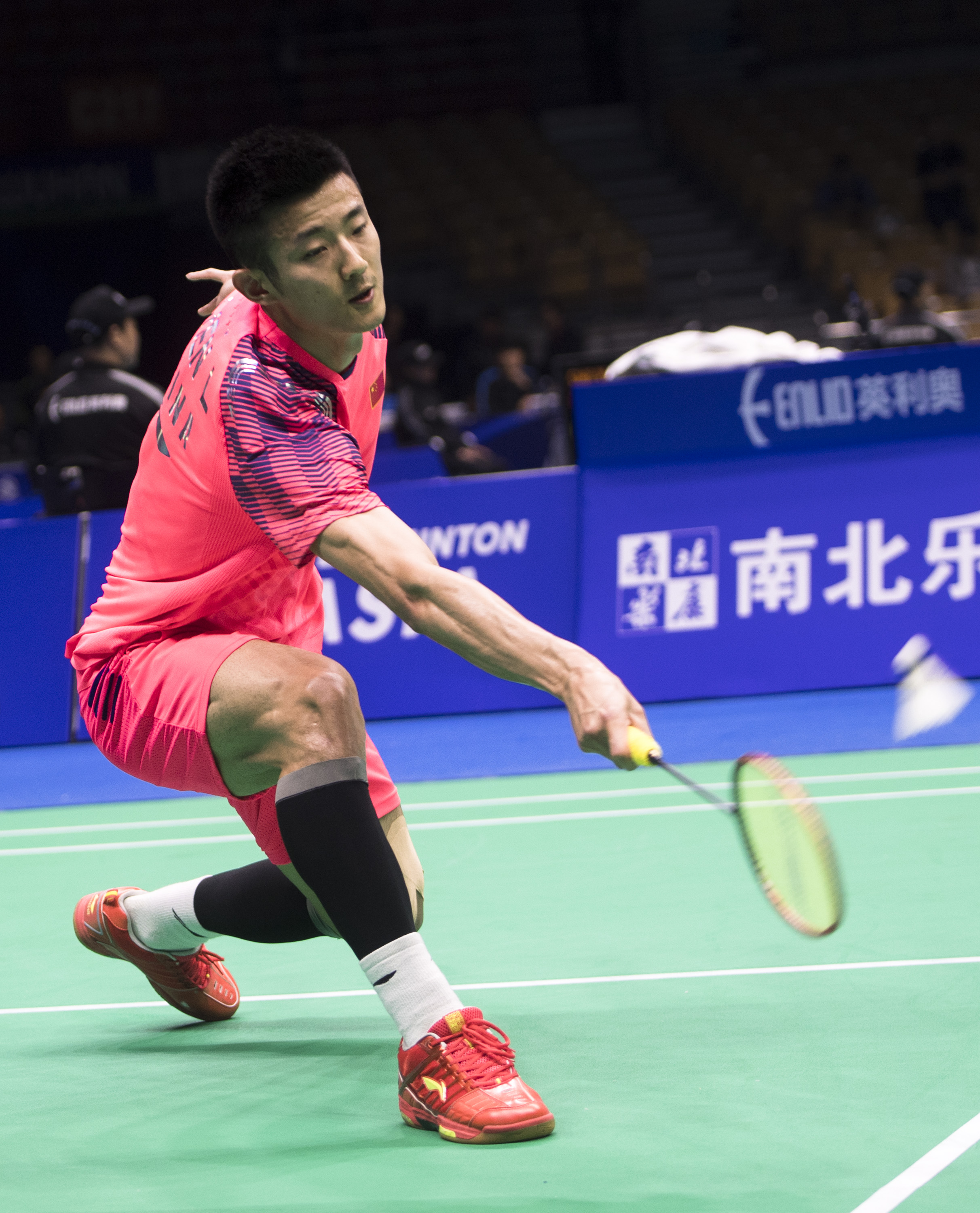 英格兰羽毛球队力克印尼羽毛球队，谌龙高光表现的简单介绍