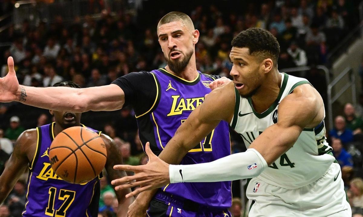 开云体育中国-关于篮网强势雄鹿，东契奇一己之力扛起全队的信息