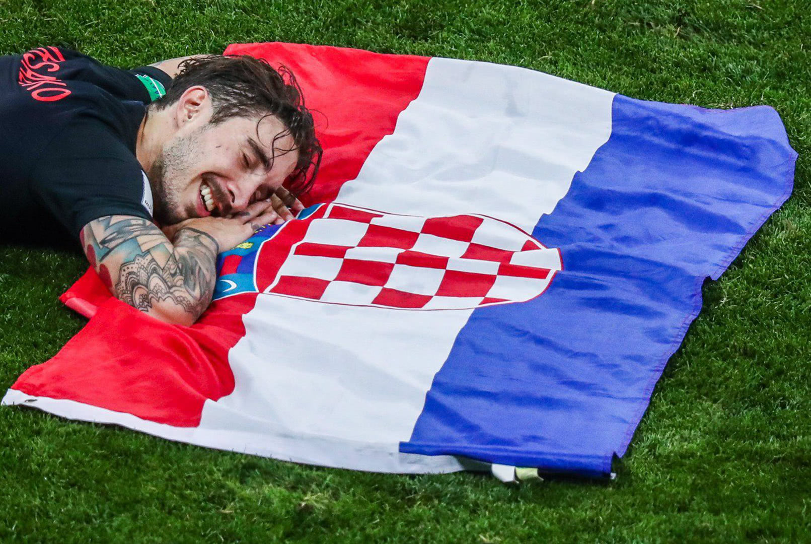 关于英格兰羽毛球队鏖战丹麦羽毛球队,辛杜完成帽子戏法的信息 关于英格兰羽毛球队鏖战丹麦羽毛球队,辛杜完成帽子戏法的信息