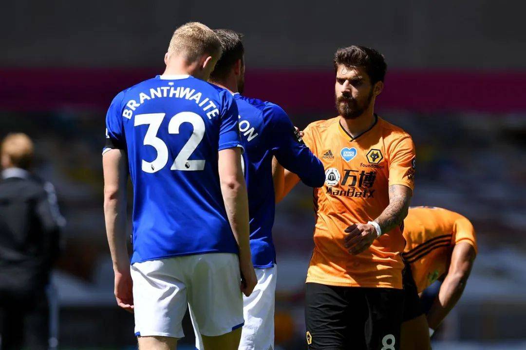 开云下载-包含里昂势不可挡，持续斩获胜利想要冲击冠军宝座的词条