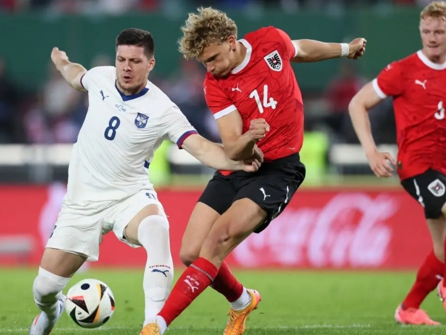 关于奥地利队闷平对手，晋级面临困境的信息