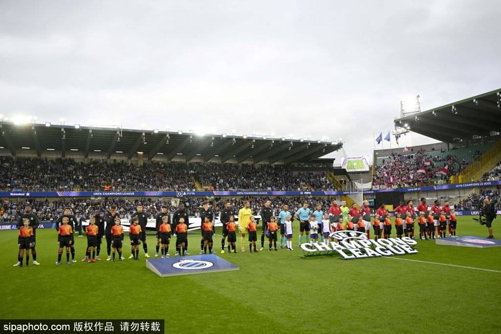 欧预赛夺冠狂欢派对，球迷热情助威支持的简单介绍