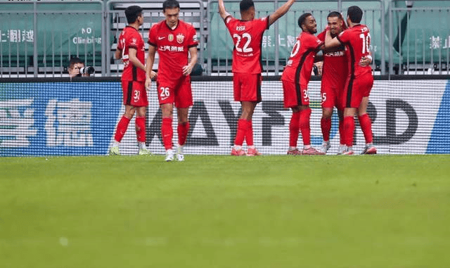 开云体育入口-球队危机四伏！传闻内乱外援纷纷离队的简单介绍