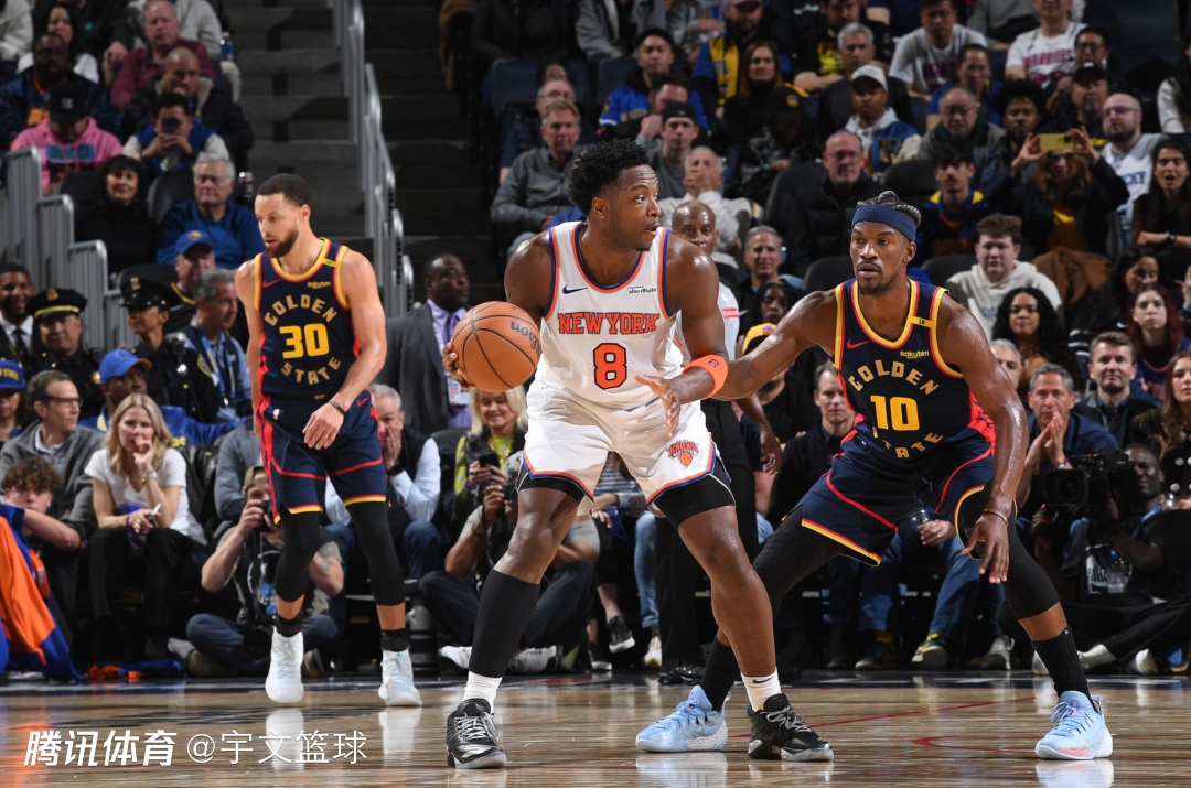 包含公牛客场力克尼克斯，取得四连胜的词条