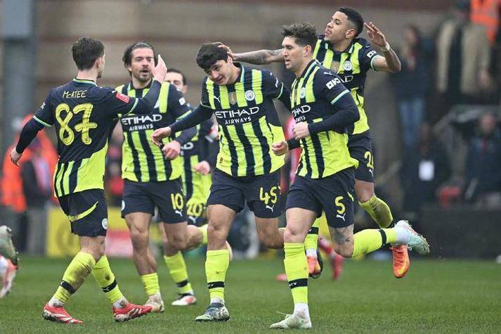 开云官网-亚眠客场击败南特，豪取关键胜利的简单介绍