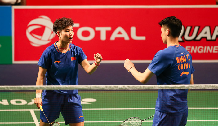 开云官网-包含韩国队翻盘印尼队，黄鸭组合带队取胜的词条