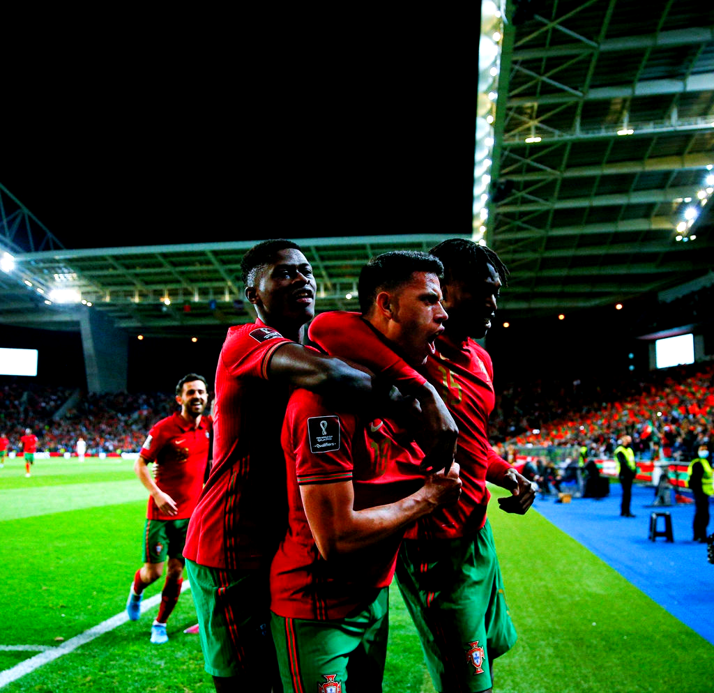 开云体育app-葡萄牙险胜哥伦比亚，阿圭罗关键制胜的简单介绍