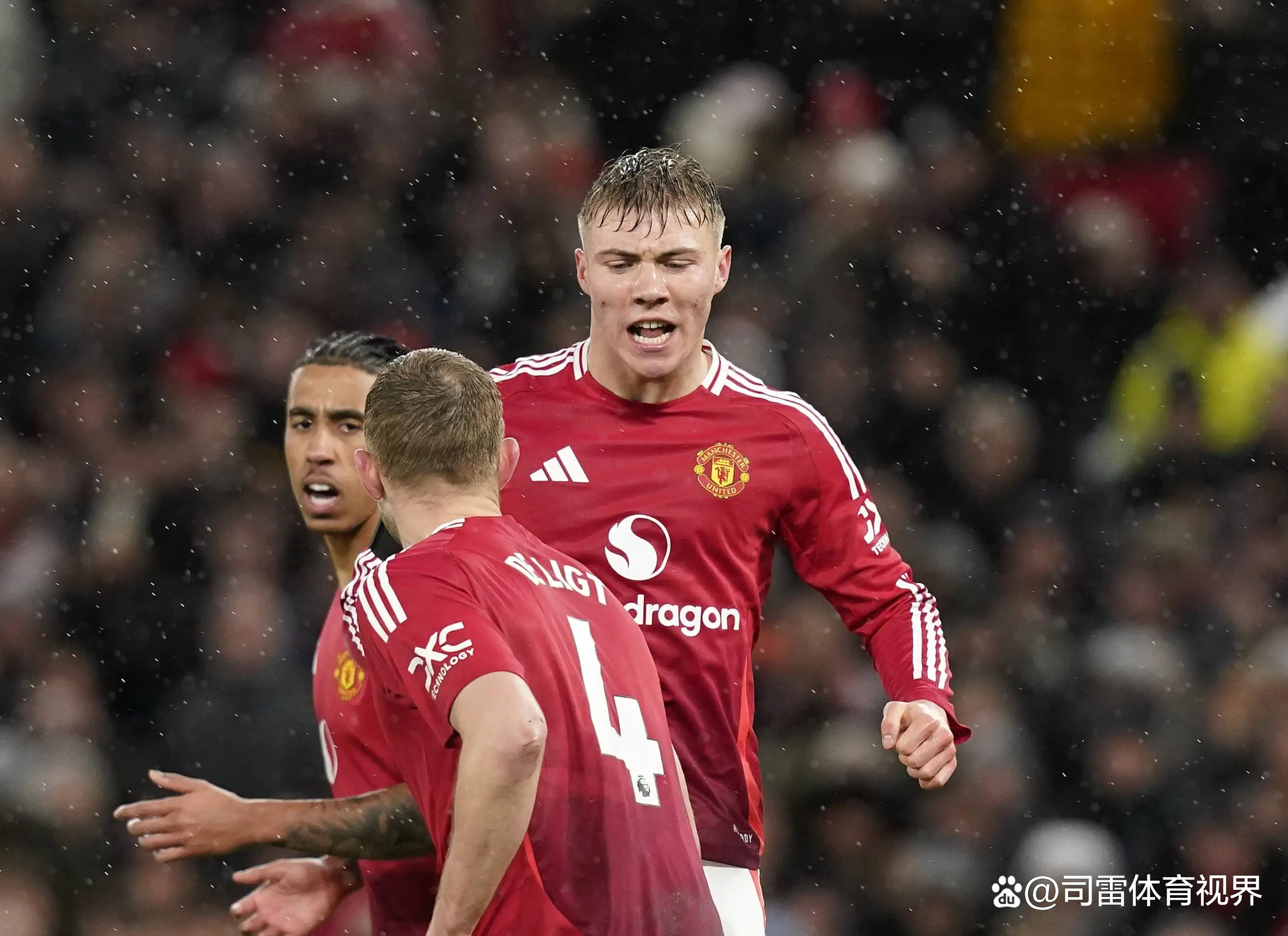 德国横扫曼联,卡瓦哈尔统治全场 德国横扫曼联,卡瓦哈尔统治全场